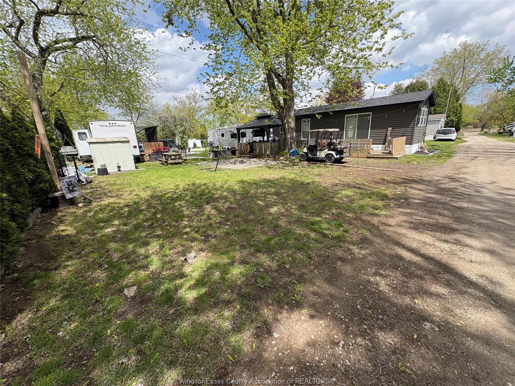 22-poplar-lane-leamington-ontario-26011663