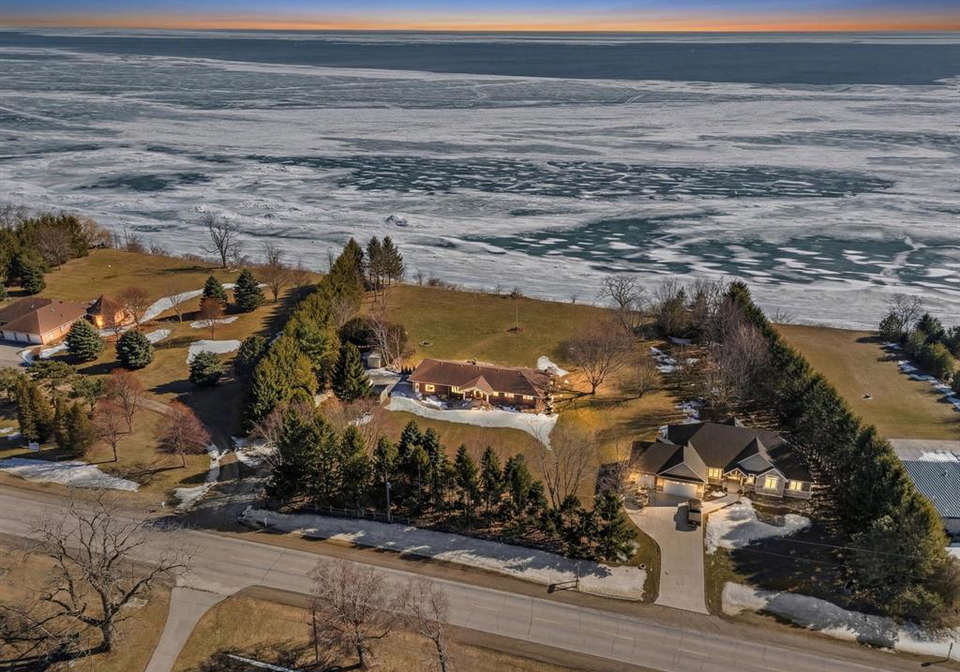 7150-talbot-trail-blenheim-ontario-26011679