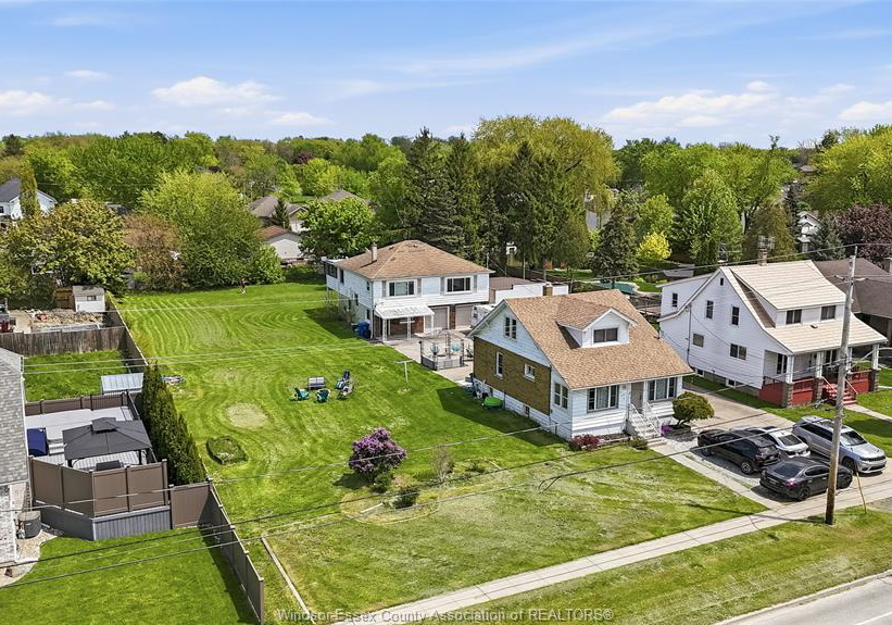 222-224-lesperance-tecumseh-ontario-26011698