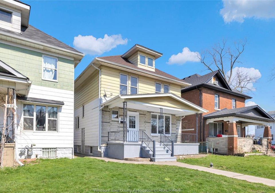884-moy-windsor-ontario-26011703