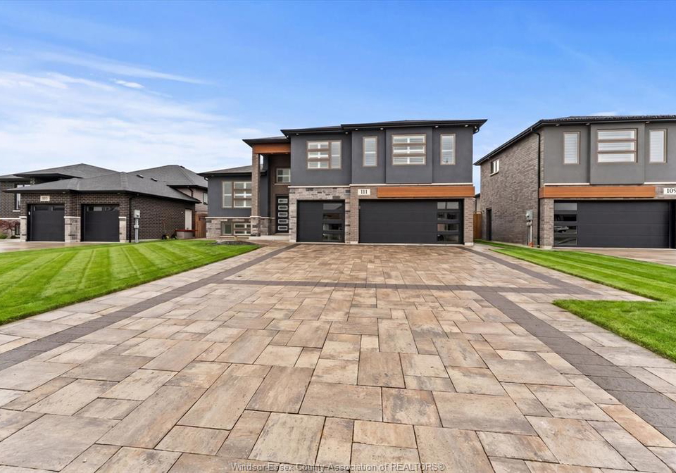 111-lambert-street-amherstburg-ontario-26011716