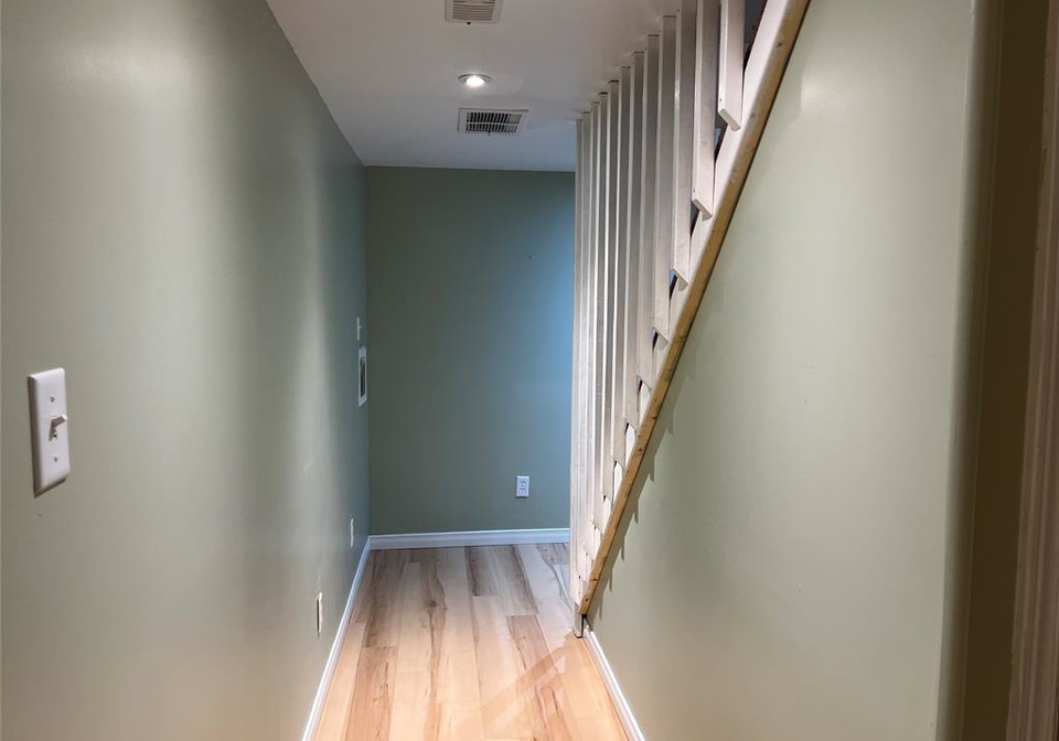 1464-bayswater-windsor-ontario-26011720