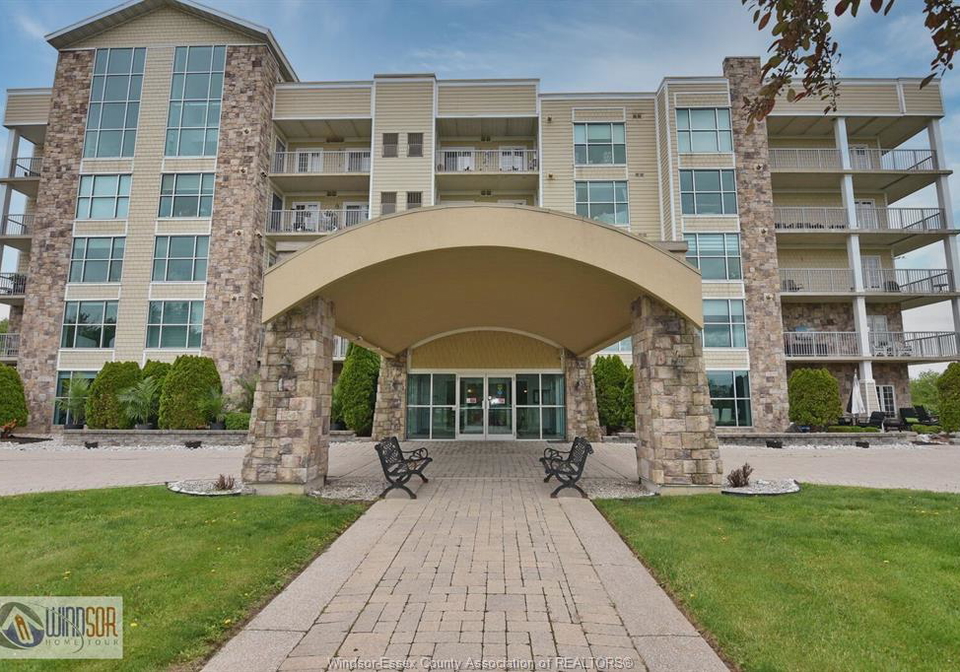 34-boblo-island-drive-amherstburg-ontario-26011722