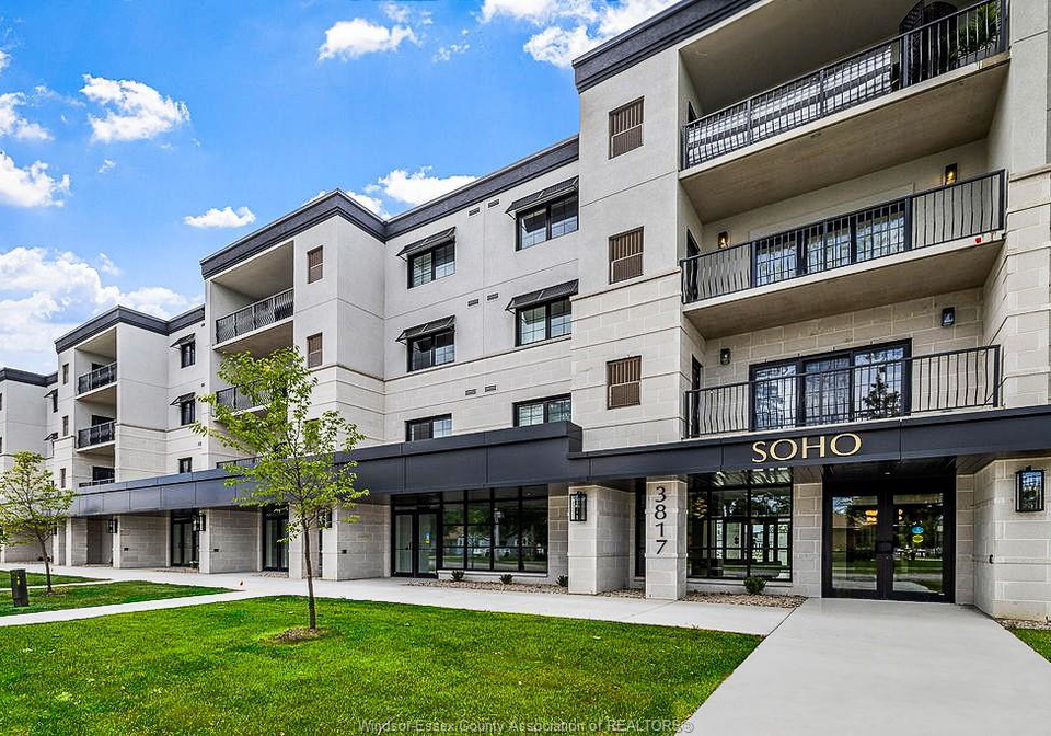 3817-howard-avenue-windsor-ontario-26011740