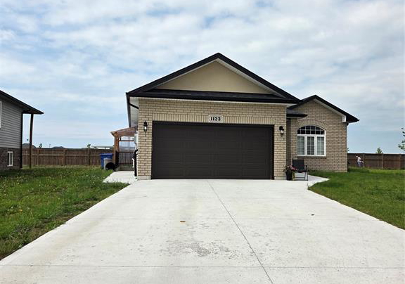1123-aspen-ridge-crescent-lakeshore-ontario-26011743