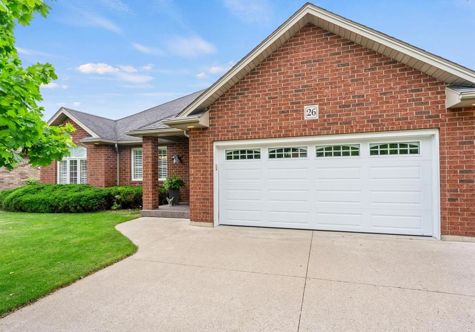 26-golfview-kingsville-ontario-26011750