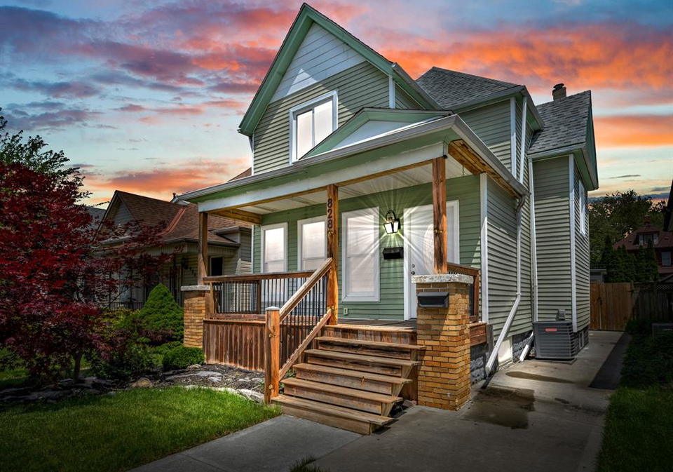 828-lincoln-windsor-ontario-26011753