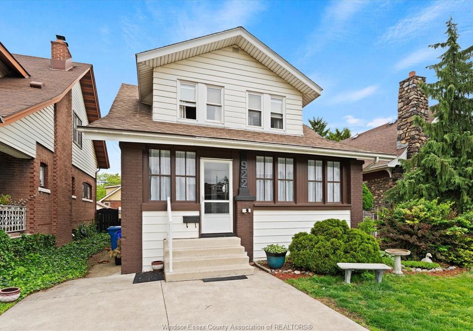 922-lawrence-road-windsor-ontario-26011765