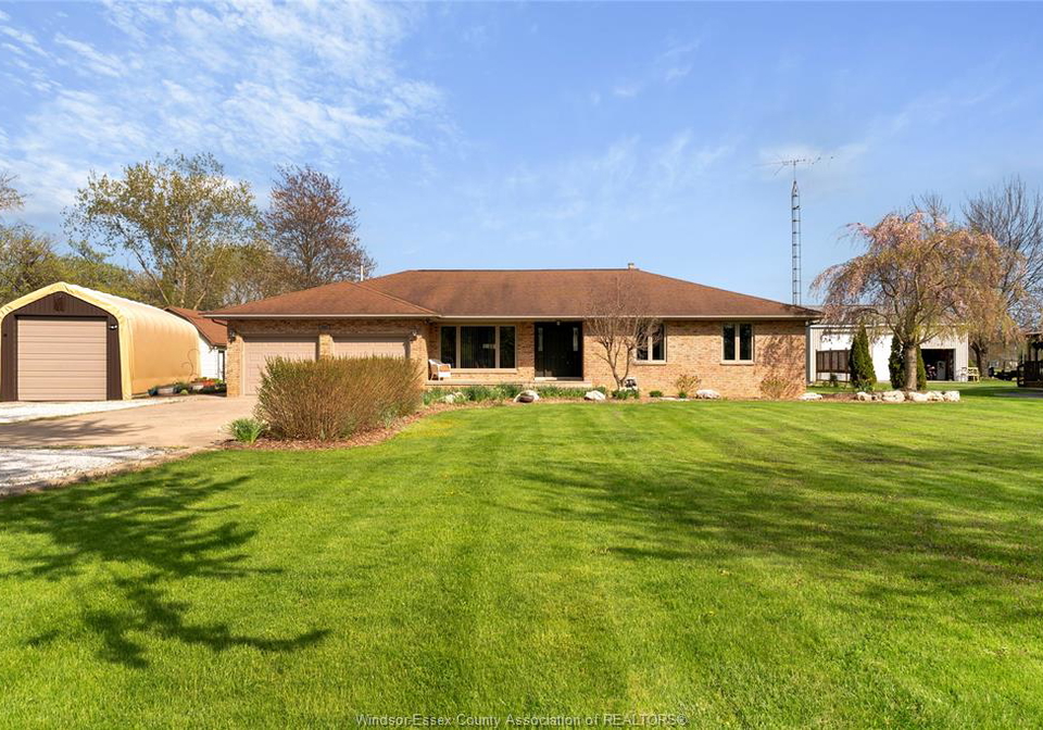 3927-concession-3-south-amherstburg-ontario-26011768