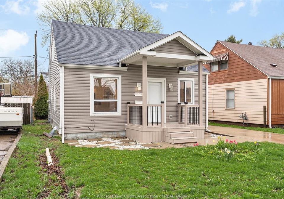 2358-louis-avenue-windsor-ontario-26011770