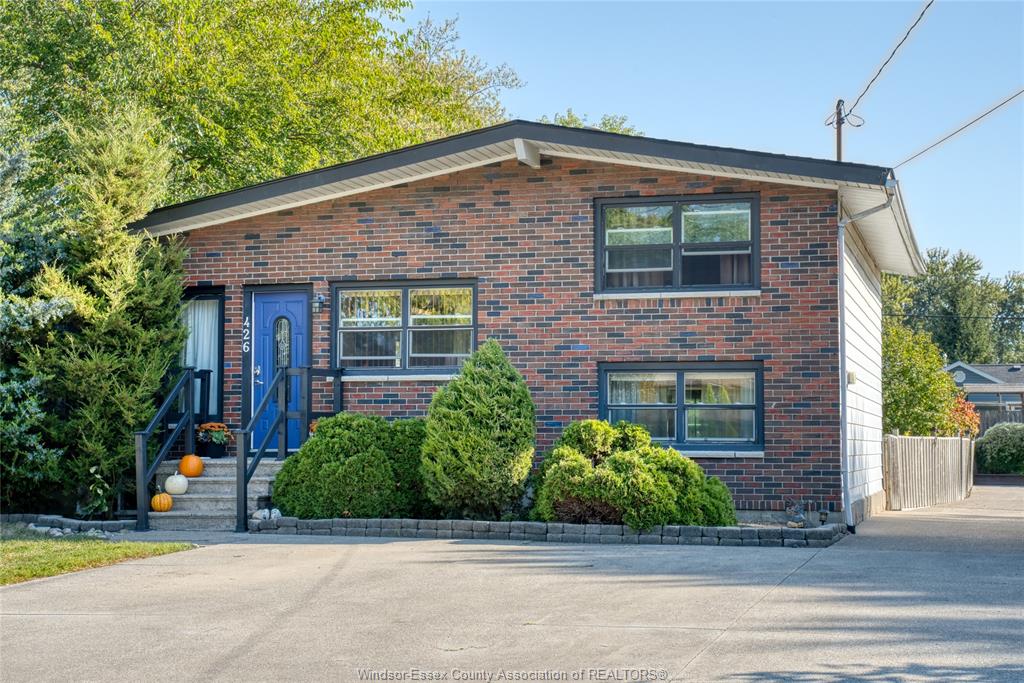 426-lesperance-road-tecumseh-ontario-26011773