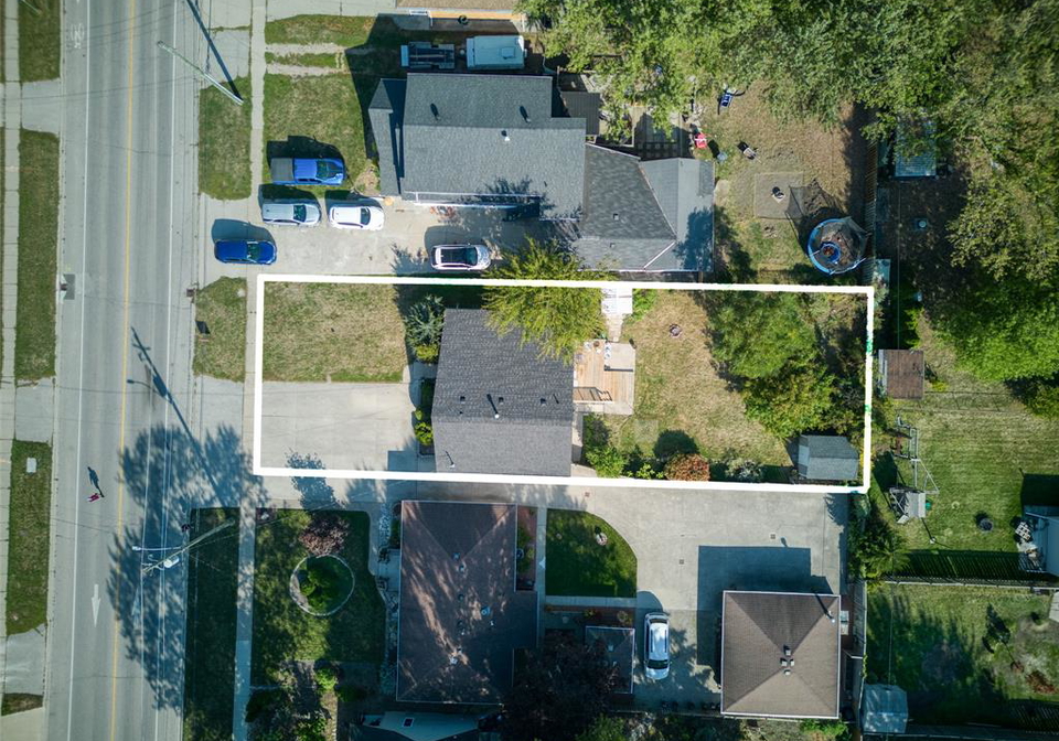 426-lesperance-road-tecumseh-ontario-26011773