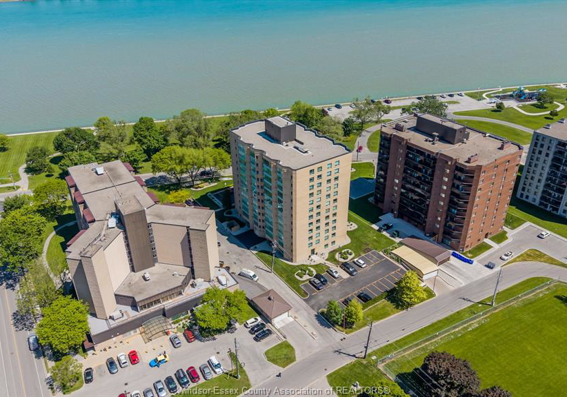 3601-riverside-drive-east-windsor-ontario-26011790