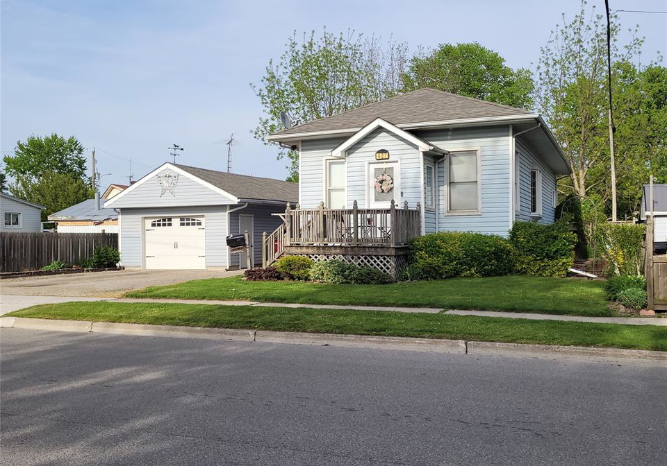 407-albert-street-wallaceburg-ontario-26011796
