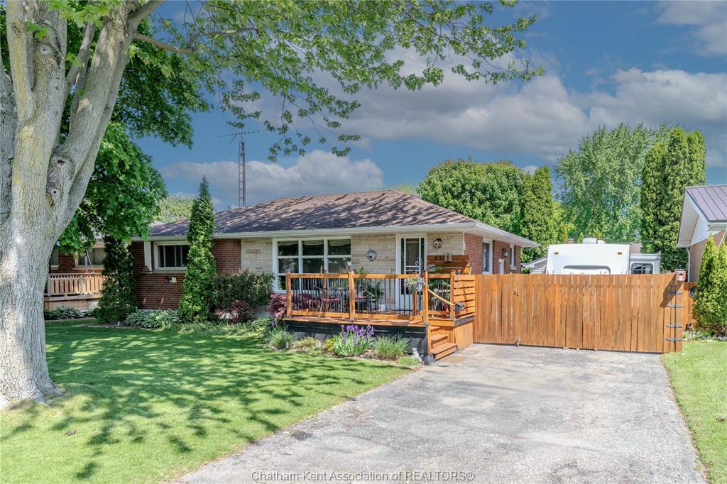 63-warwick-drive-wallaceburg-ontario-26011805