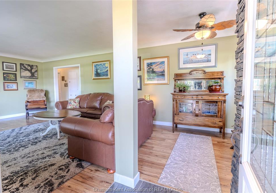 63-warwick-drive-wallaceburg-ontario-26011805