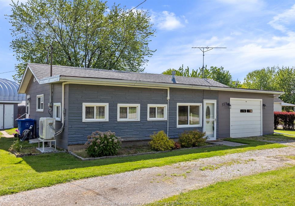 559-county-road-50-west-colchester-ontario-26011818