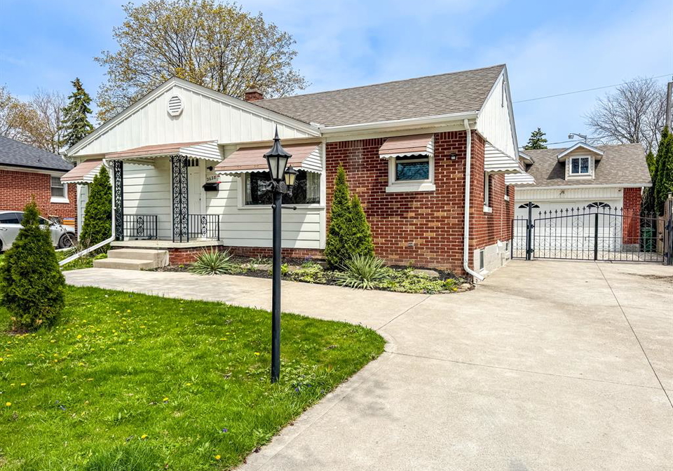 2628-randolph-windsor-ontario-26011822