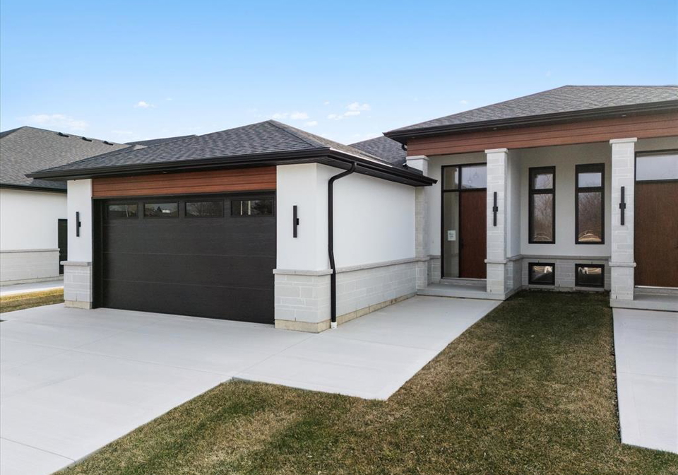 52-destiny-leamington-ontario-26011837