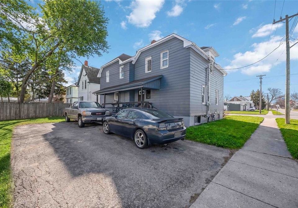 218-220-mitton-street-south-sarnia-ontario-26011855
