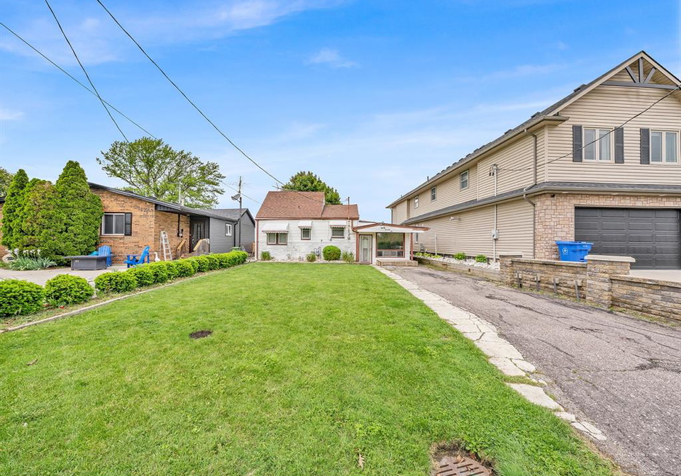 1576-caille-lakeshore-ontario-26011872