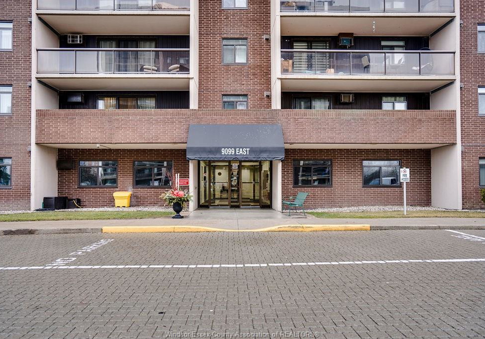9099-riverside-drive-windsor-ontario-26011891