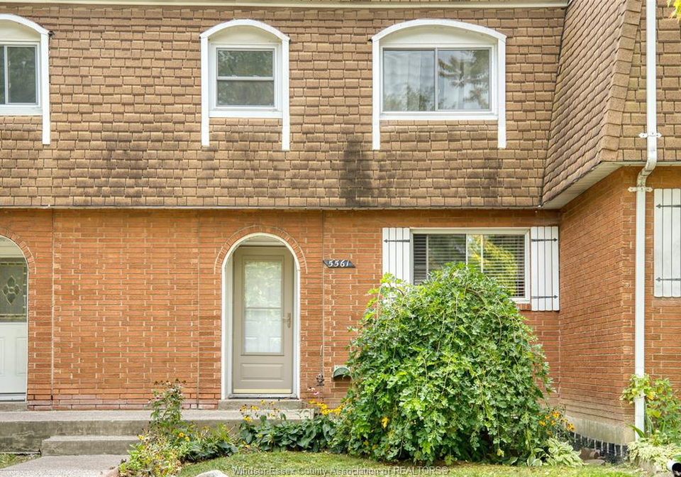 5561-empress-windsor-ontario-26011897