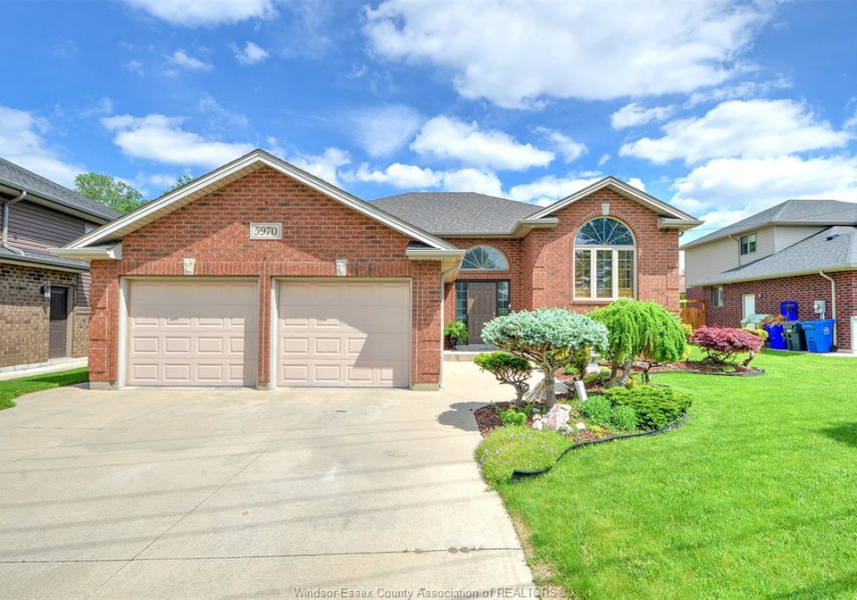 5970-matchette-lasalle-ontario-26011898