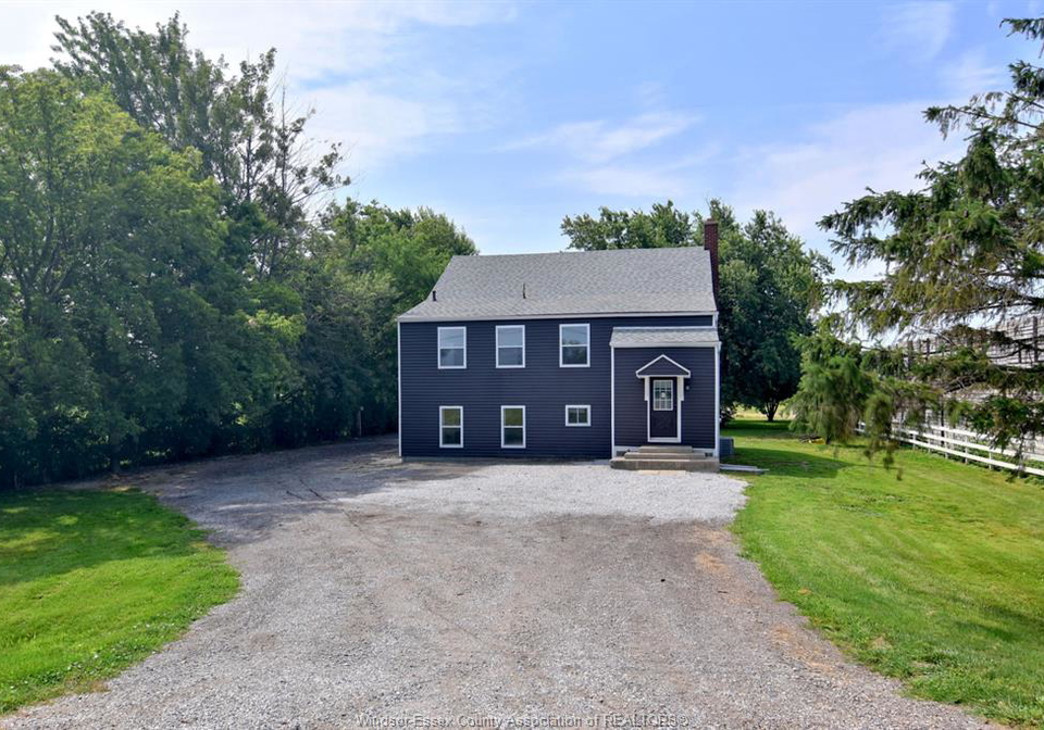 1502-mersea-road-d-leamington-ontario-26011904