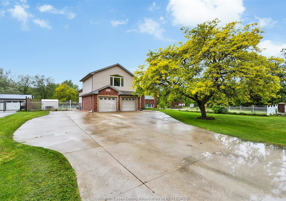303-gosfield-townline-west-essex-ontario-26011915