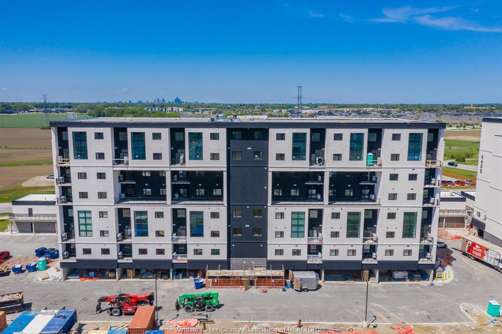 4300-laurier-parkway-lasalle-ontario-26011916