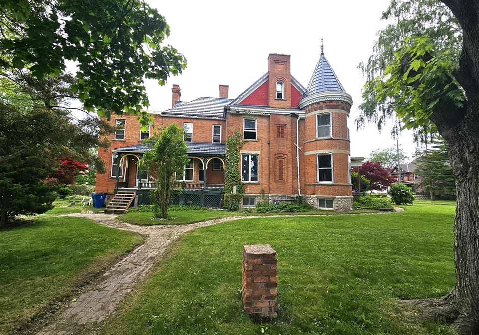 146-park-street-chatham-ontario-26011919