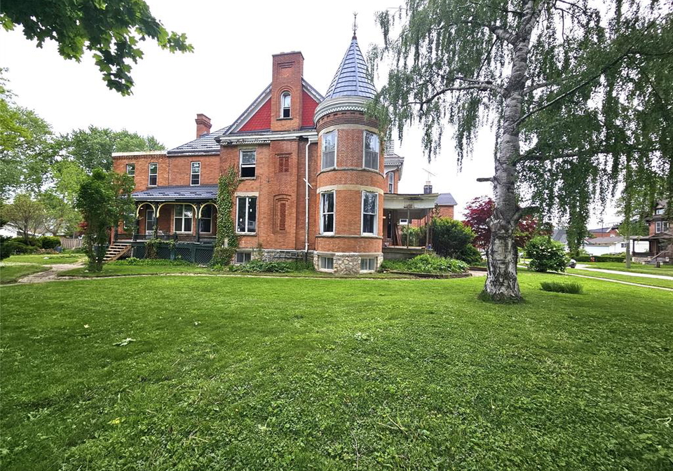 146-park-street-chatham-ontario-26011919