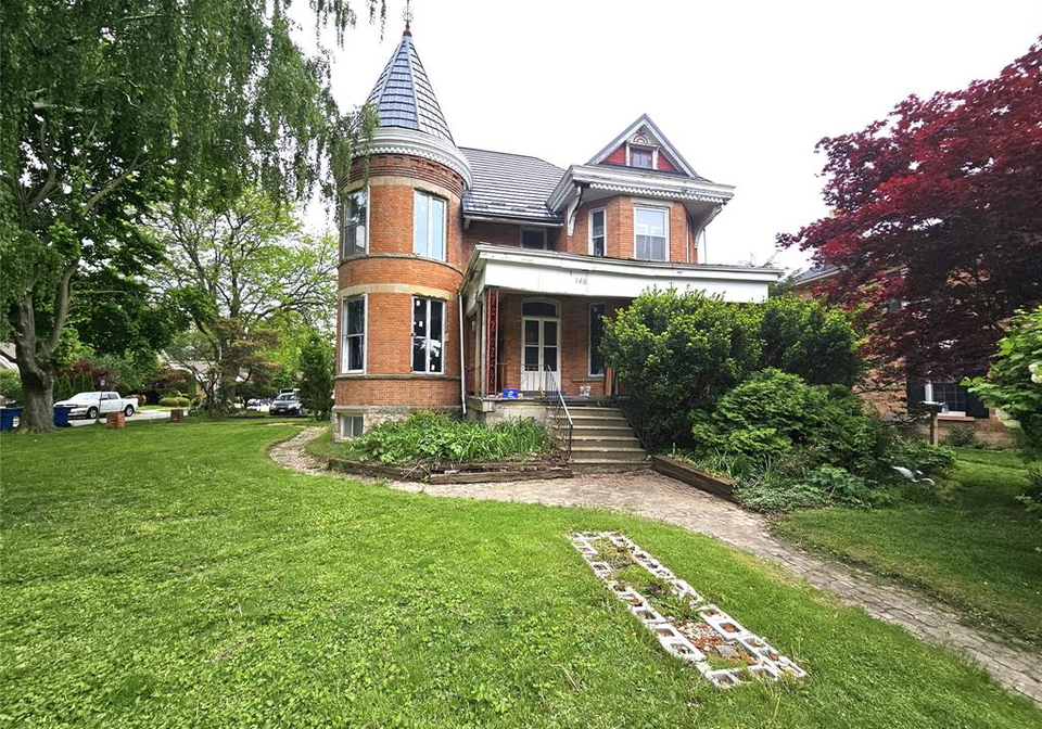 146-park-street-chatham-ontario-26011919