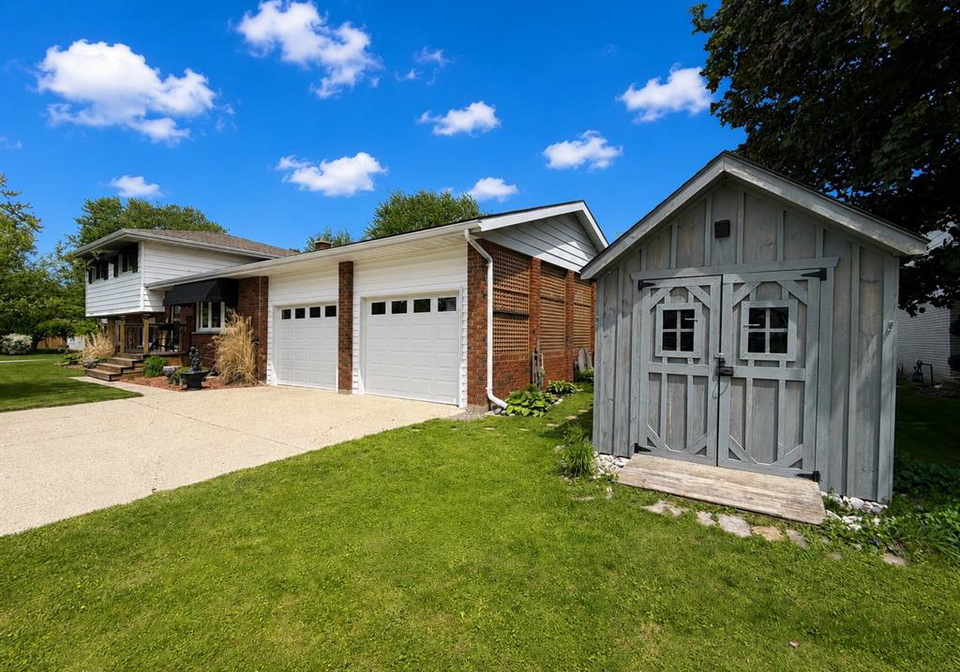 70-warwick-drive-wallaceburg-ontario-26011924