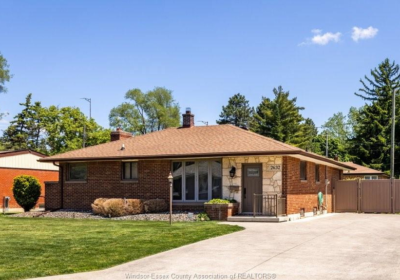 2632-everts-avenue-windsor-ontario-26011937