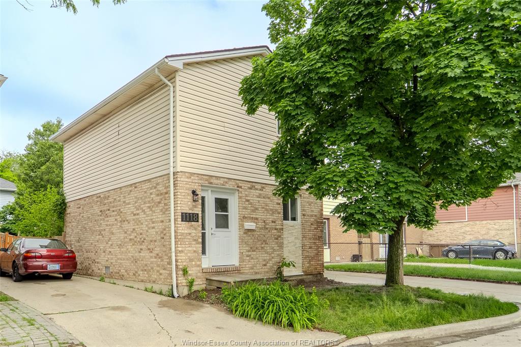 1118-aire-windsor-ontario-26011957