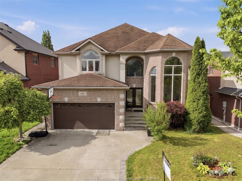 769-massimo-crescent-windsor-ontario-26011980