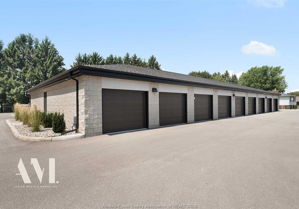 190-main-street-kingsville-ontario-26012001