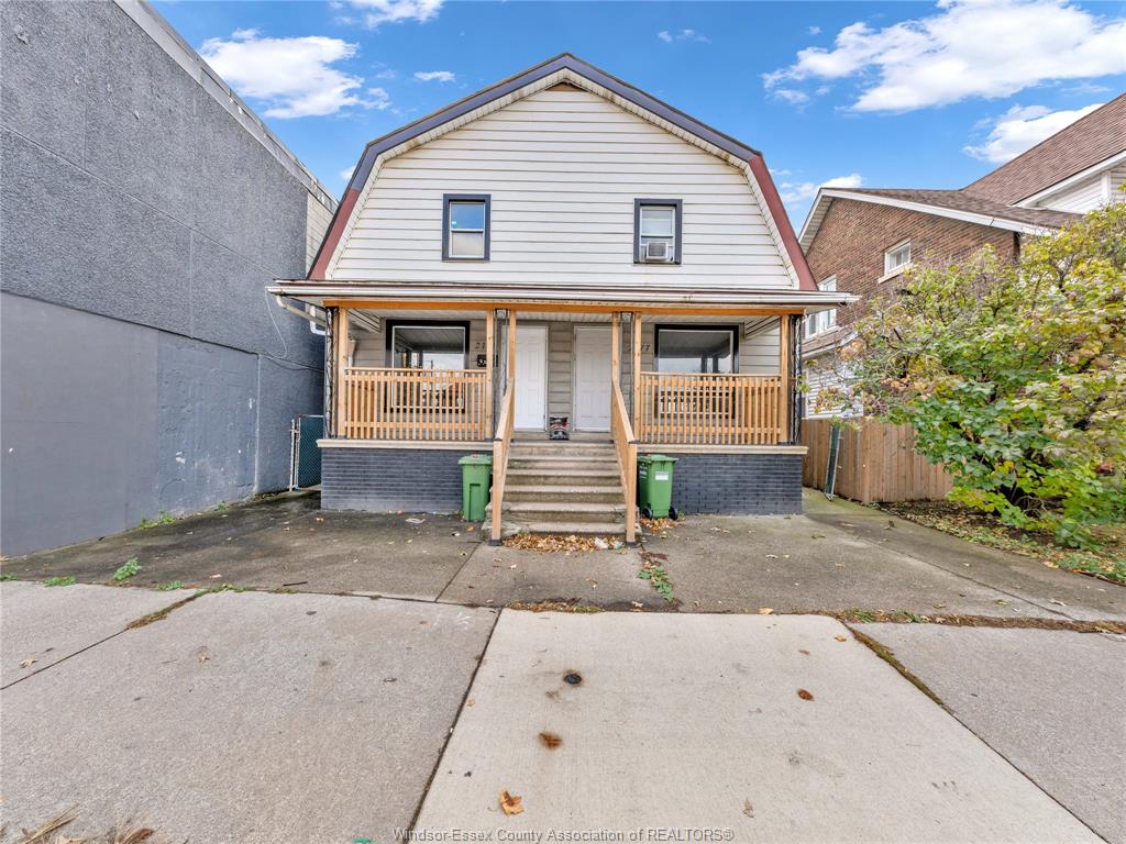 2177-2181-howard-avenue-windsor-ontario-26012004