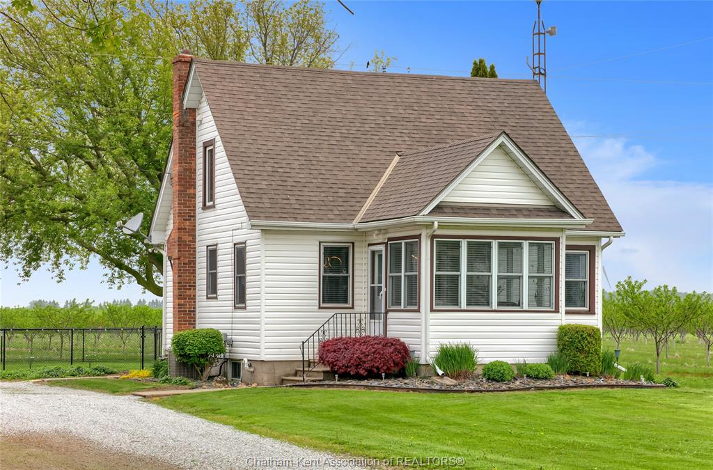 8095-talbot-trail-blenheim-ontario-26012015