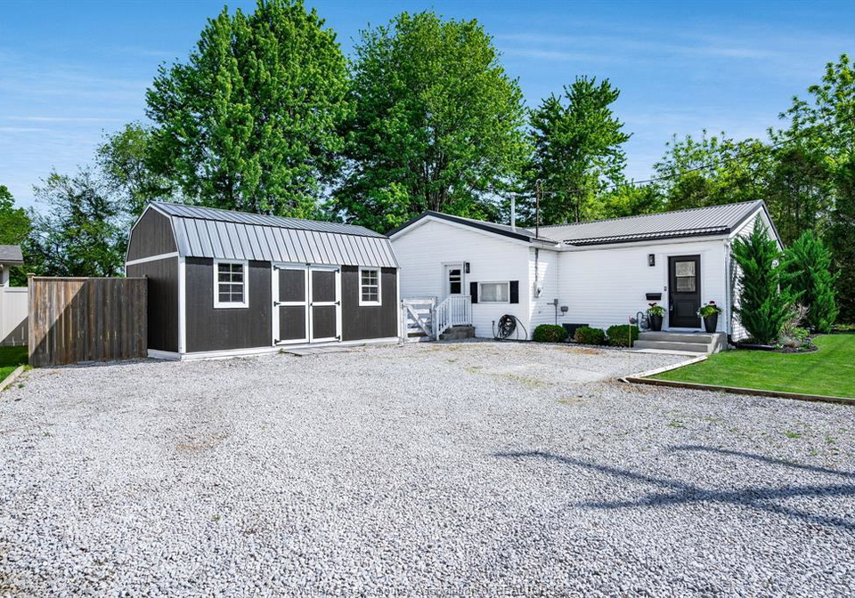 578-county-road-20-kingsville-ontario-26012029