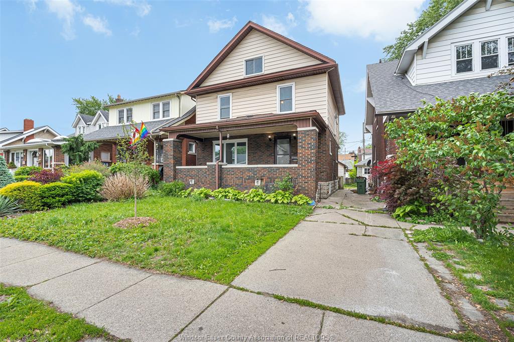 1525-dougall-windsor-ontario-26012038