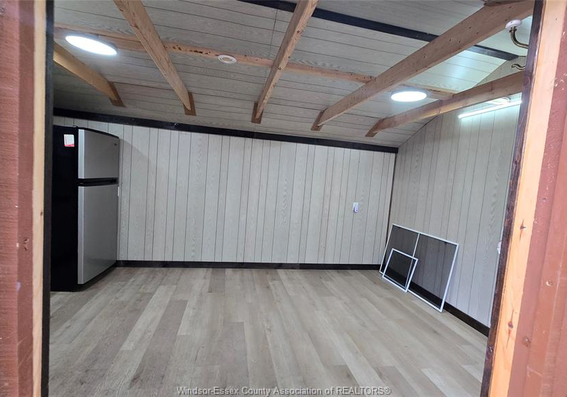 2215-forest-avenue-windsor-ontario-26012045