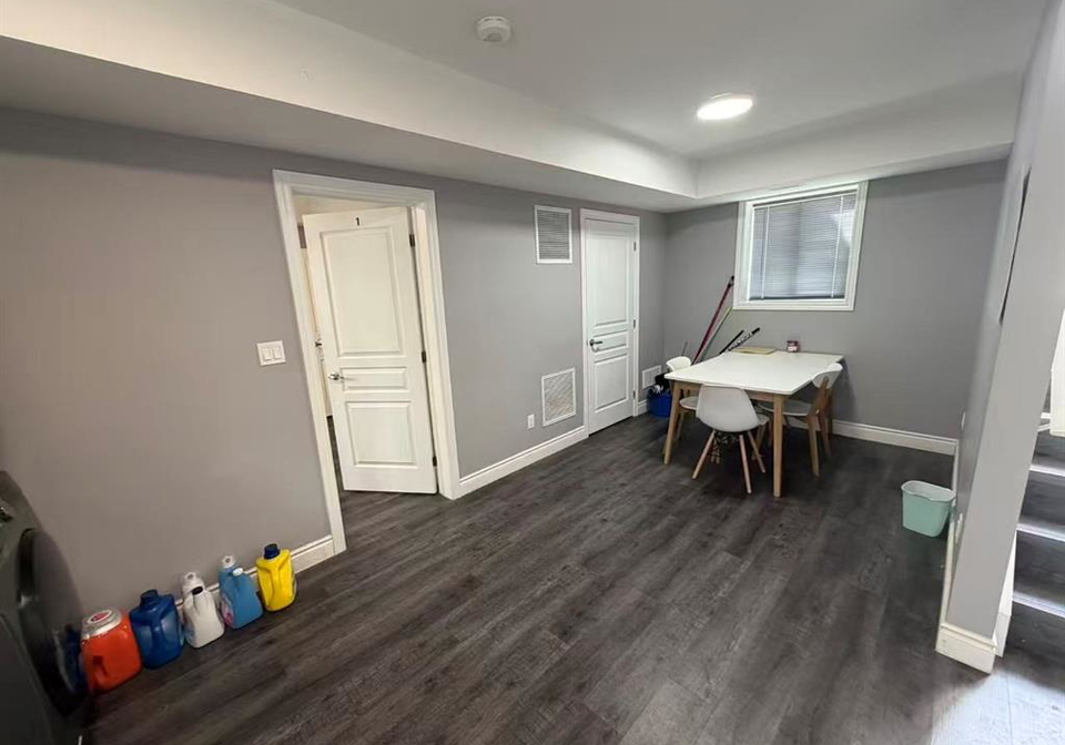 495-mcewan-avenue-windsor-ontario-26012054