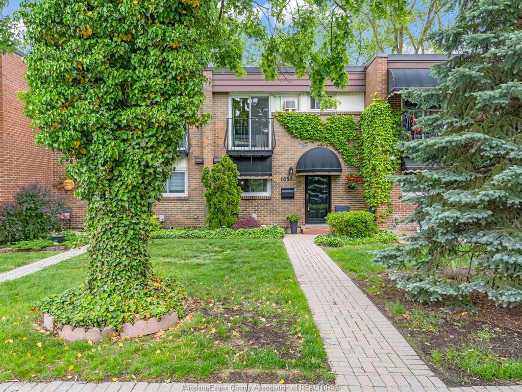 1656-eastgate-estates-windsor-ontario-26012060