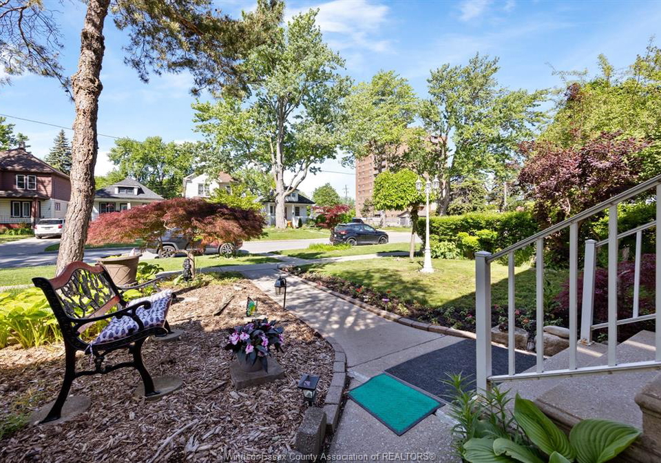 162-cameron-avenue-windsor-ontario-26012070
