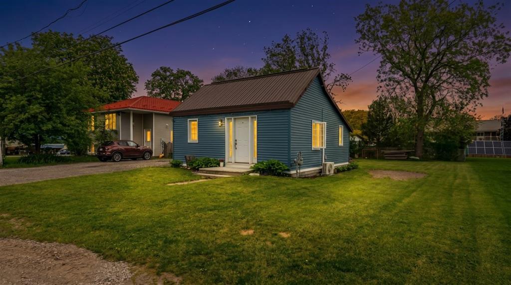 30-queen-street-west-lambton-shores-ontario-26012084