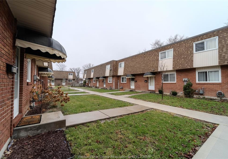 5414-lassaline-avenue-windsor-ontario-26012096
