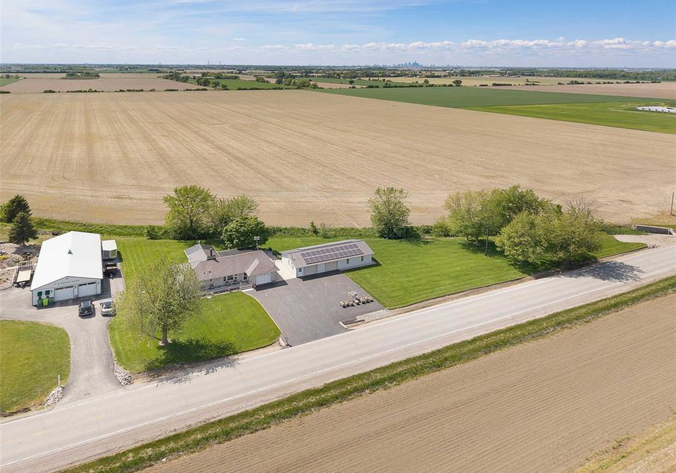 4831-11th-concession-tecumseh-ontario-26012100